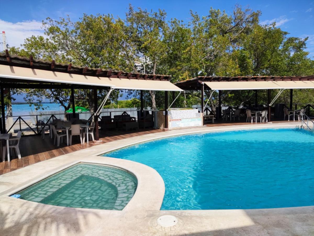 Hotel El Barco Compostela de Azua Dış mekan fotoğraf