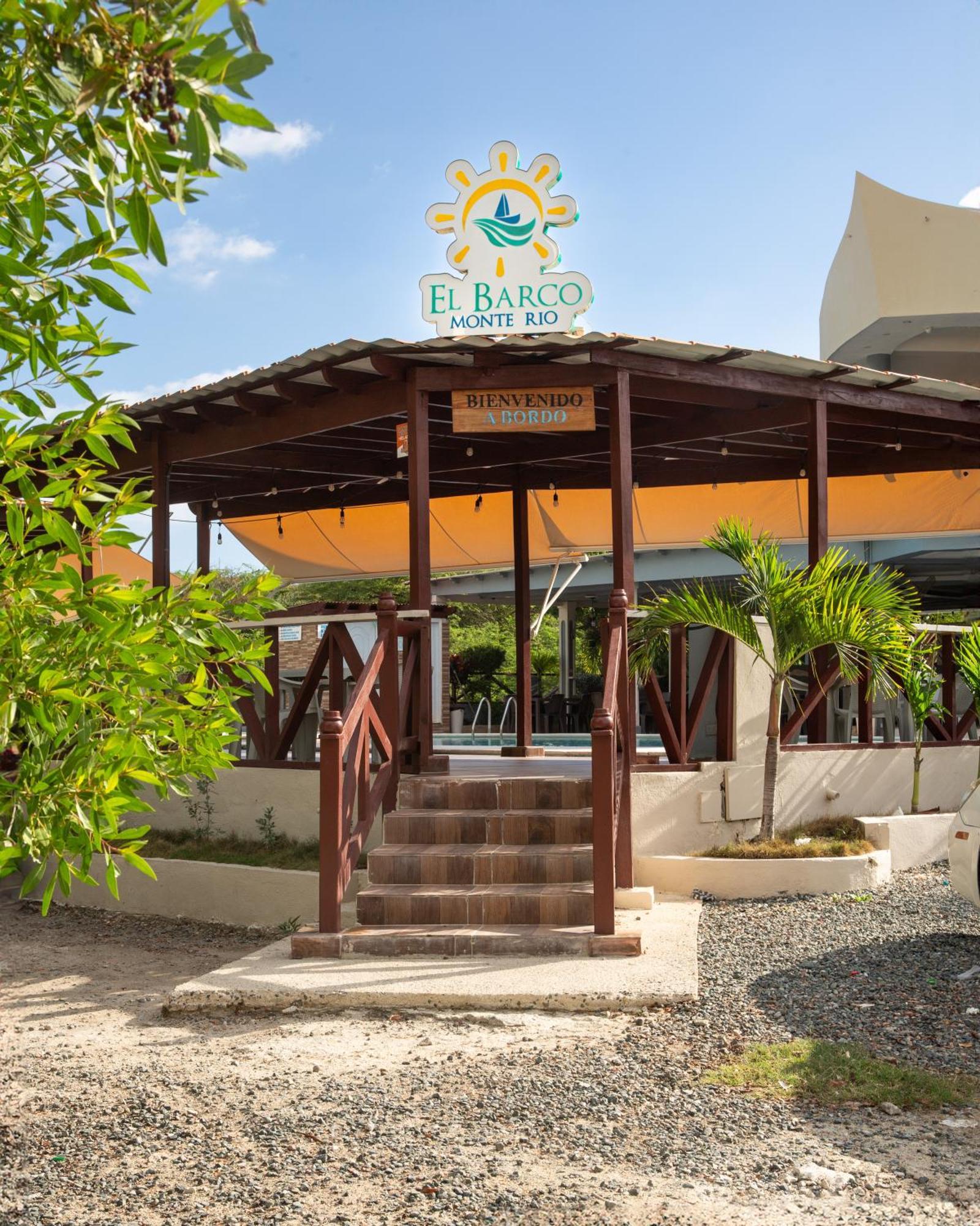 Hotel El Barco Compostela de Azua Dış mekan fotoğraf